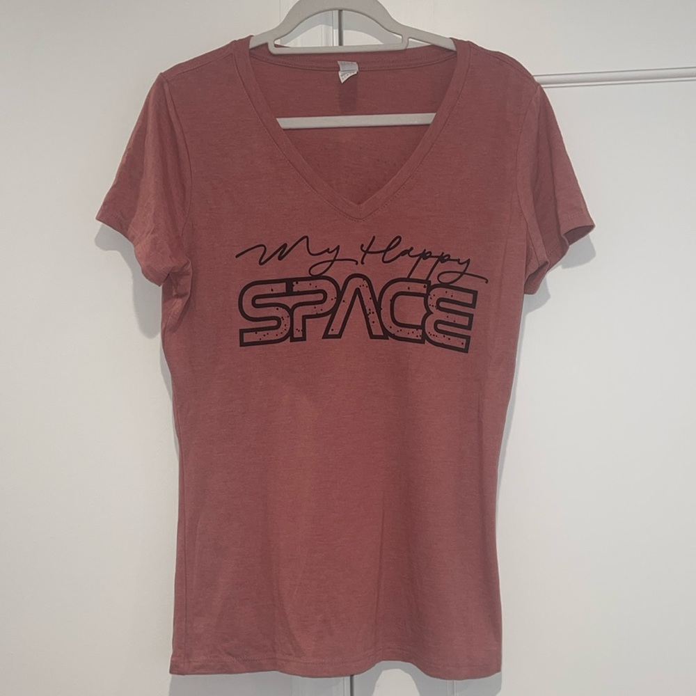 Tee Shirt Medium Black Graphics on light burnt orange Tee